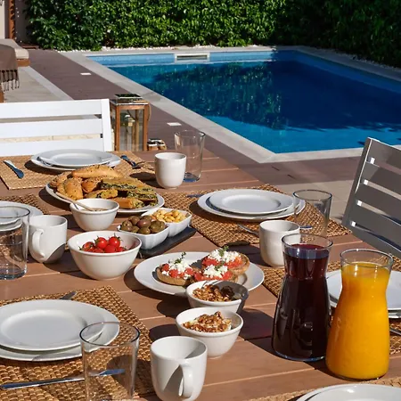 Villa Chrissiida Ialysos (Rhodes)