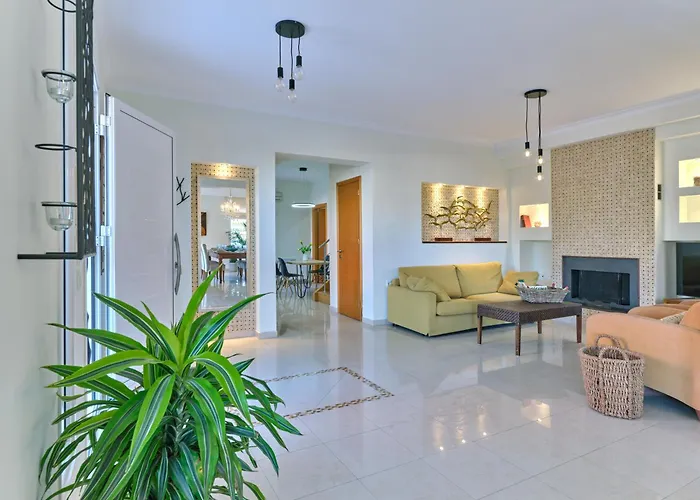 فيلة Chrissiida إياليسوس